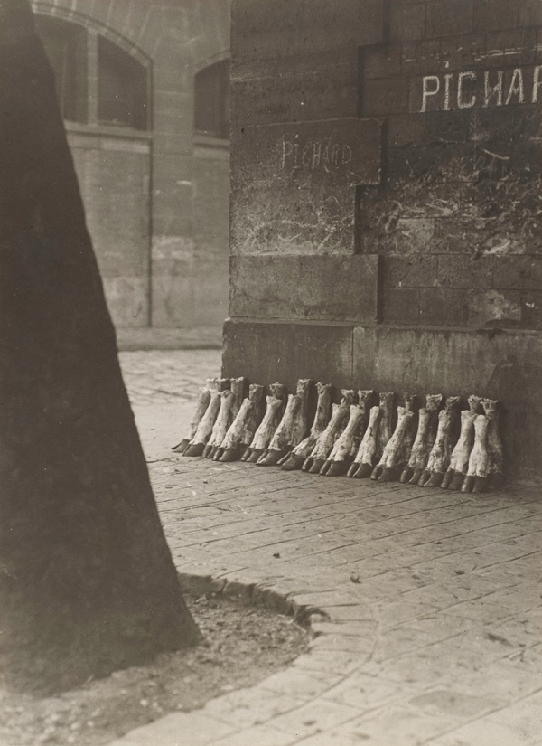 1 Eli Lotar, Aux Abattoirs de La Villette, 1929, coll-